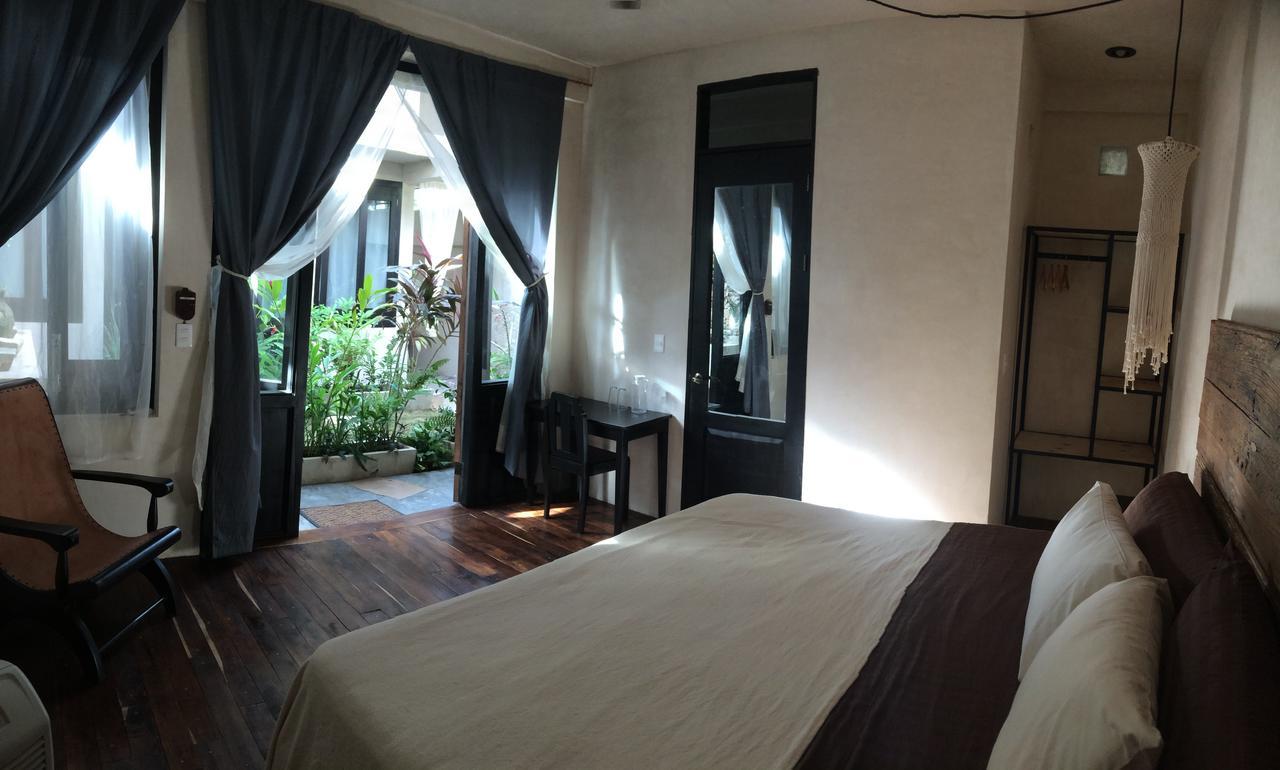 Bed and Breakfast La Flor Casa Boutique Вальядолид Экстерьер фото